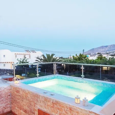 בית נופש Helena Santorini- Private Plunge Pool & Bbq *